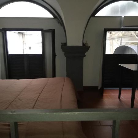 Napulè Apartment Napoli Esterno foto
