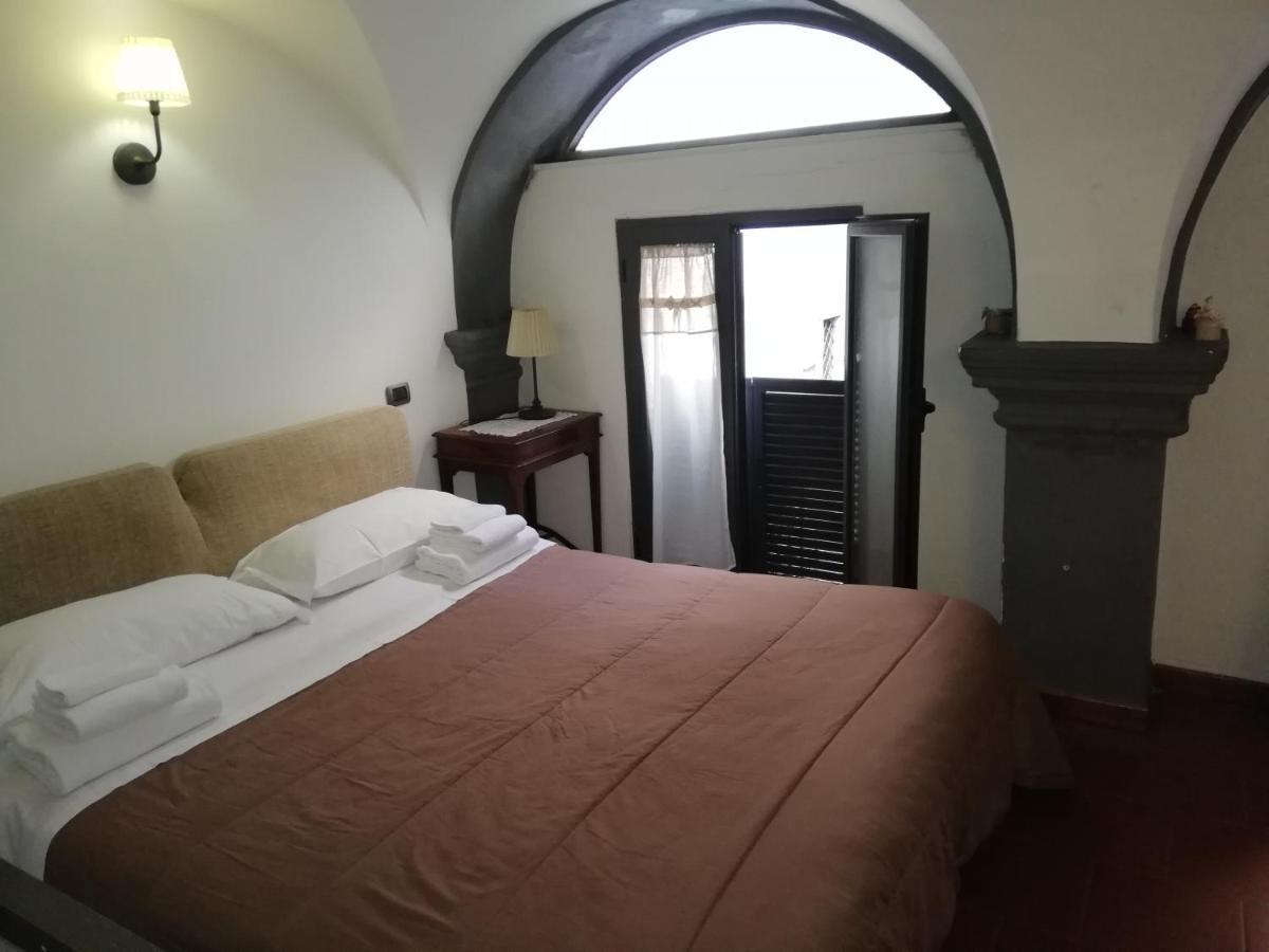 Napulè Apartment Napoli Esterno foto