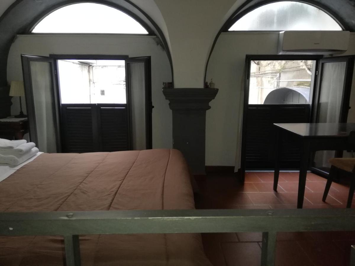 Napulè Apartment Napoli Esterno foto